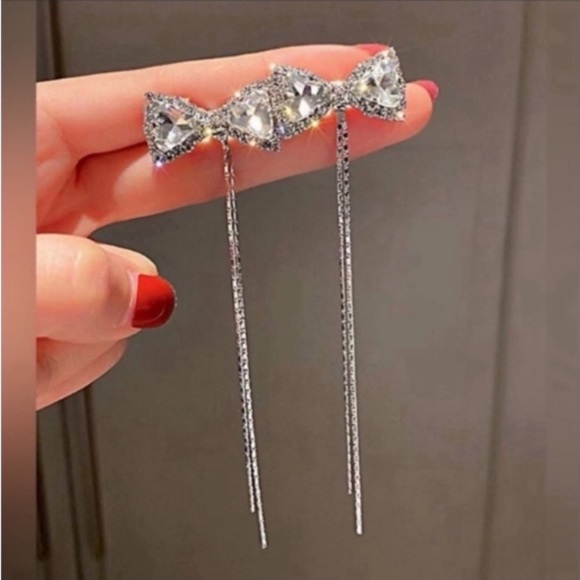 BOW RHINESTONE TASSEL DROP EARRINGS - Picture 2 of 8
